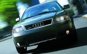 Audi Allroad Quattro 2000 года (NA)